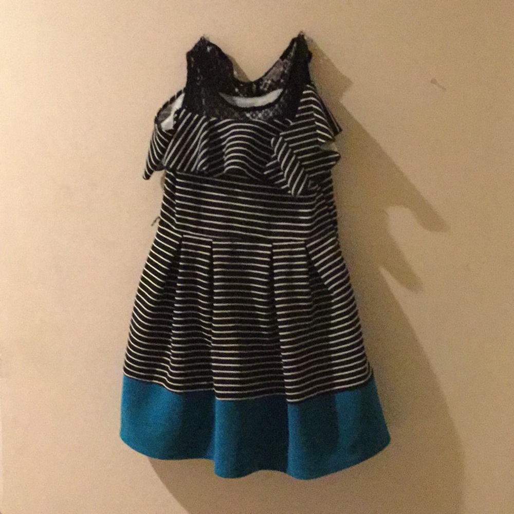 Girls dress